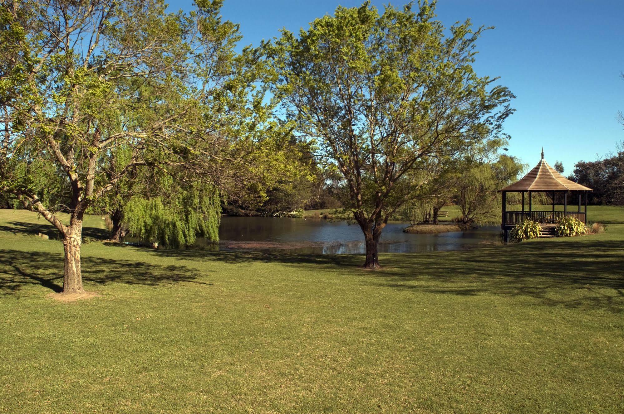 Briars Country Lodge Bowral Ngoại thất bức ảnh